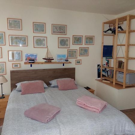 Casa Casale Apartment Ровин Екстериор снимка