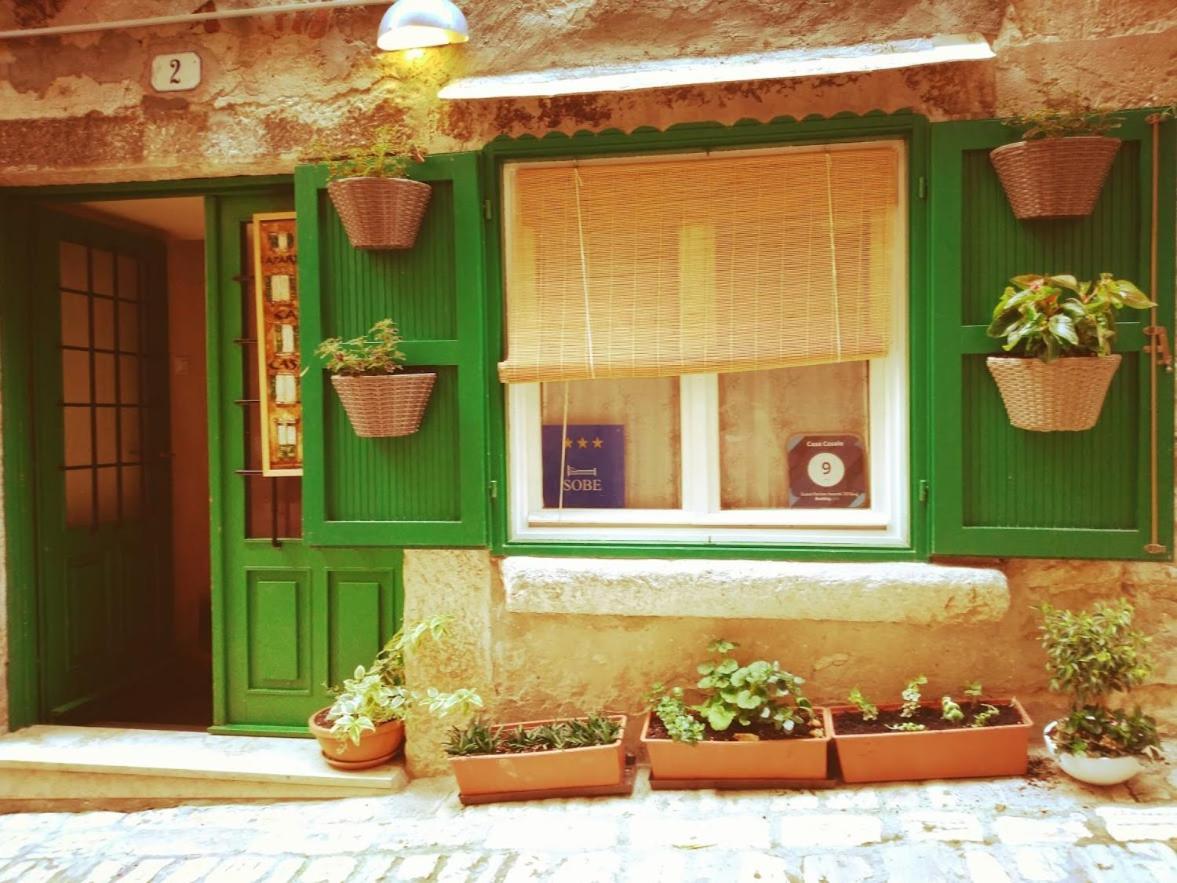 Casa Casale Apartment Ровин Екстериор снимка