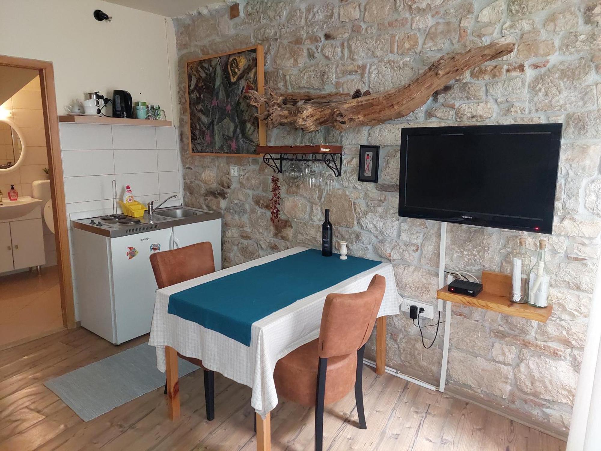 Casa Casale Apartment Ровин Екстериор снимка